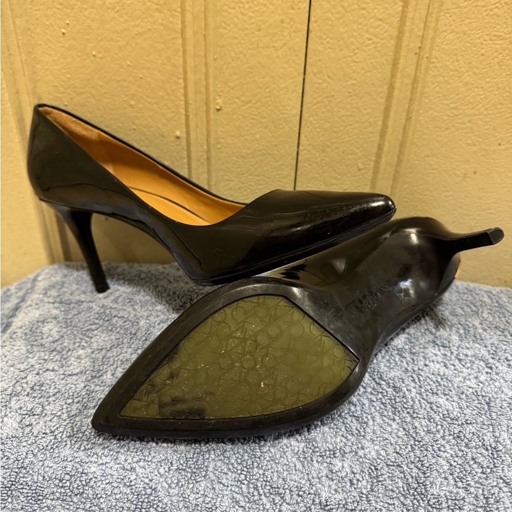 Calvin Klein Elegant Black Women's Pumps - Picture 5 of 8